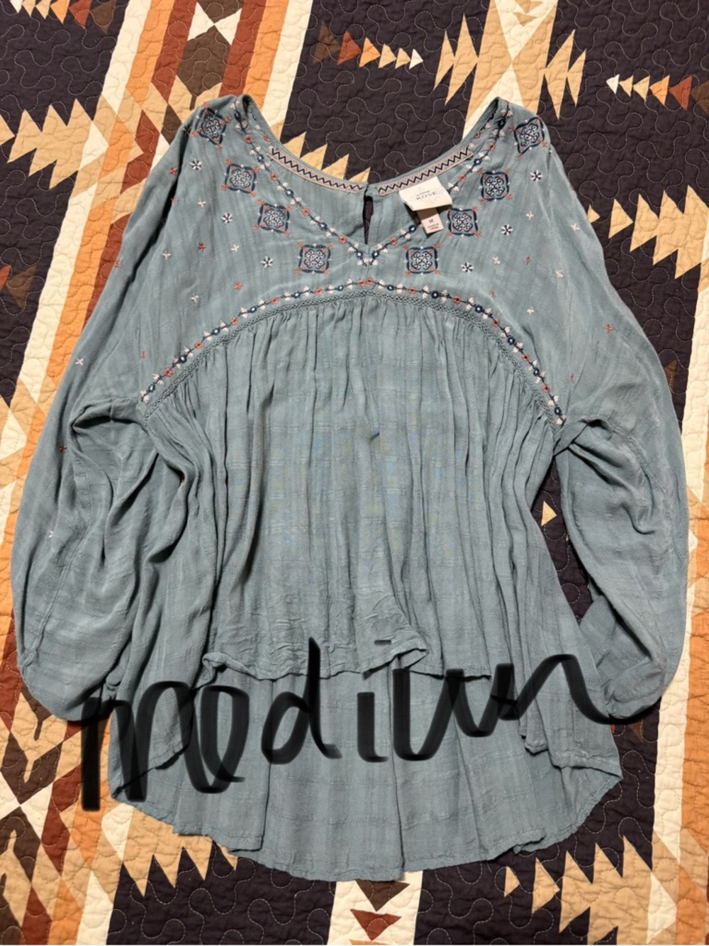 Knox Rose Embroidered Peasant Top in Dusty Blue